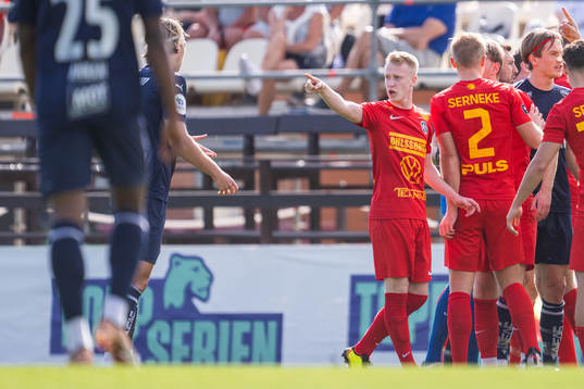 Kristiandsunds Brynjolfur Willumsson och Landskronas David