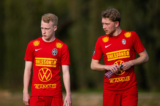 Landskronas David Edvardsson och Adam Egnell deppar