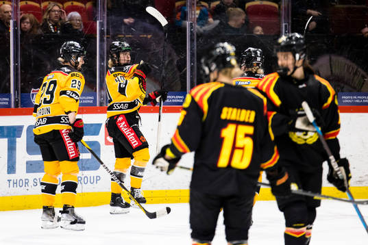 Luleås Noora Tulus kvitterar till 1-1