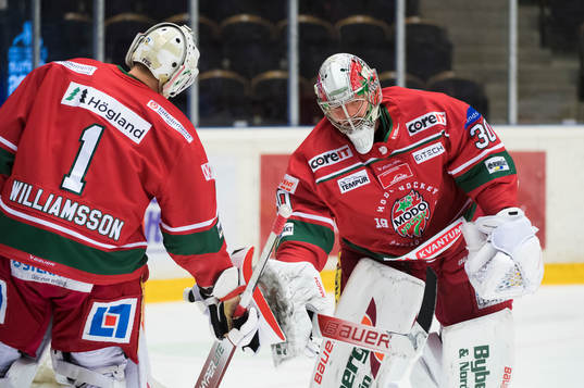Modos målvakt Tex Williamsson och målvakt Kristers