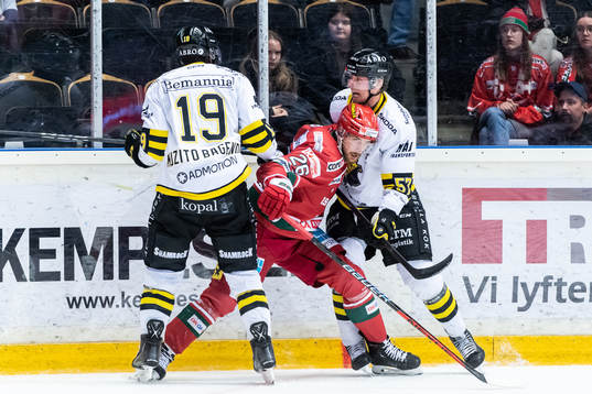 Bläddra bland fler bilder av Ishockey, Hockeyallsvenskan, Kvartsfinal 1, Modo - AIK