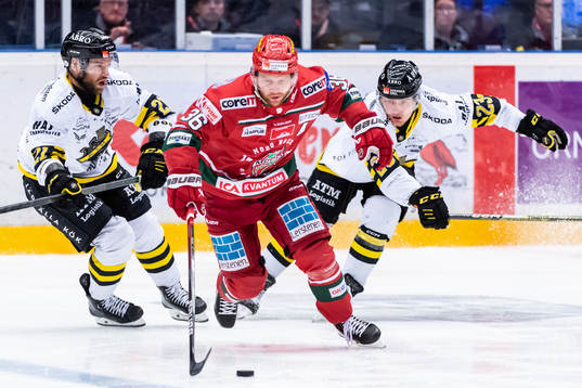Modos Sebastian Ohlsson mot AIKs Christian Sandberg och