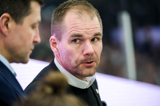 Färjestads huvudtränare Tomas Mitell
