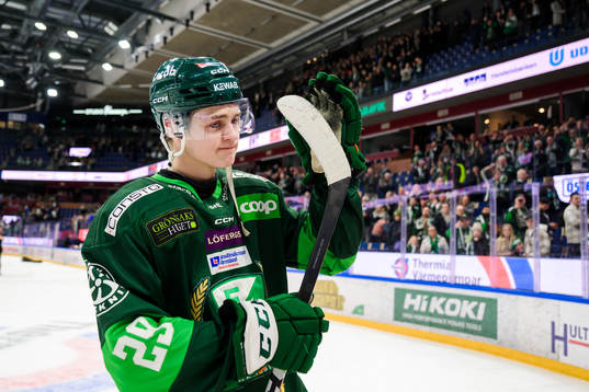 Färjestads Lucas Forsell jublar