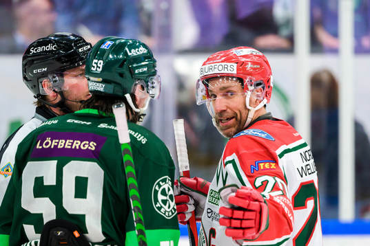 Färjestads Linus Johansson och Frölundas Joel Lundqvist i