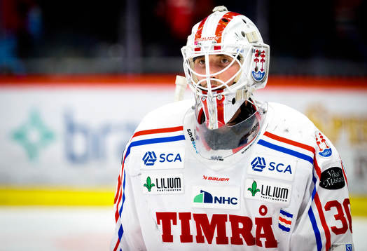 Timrås målvakt Jacob Johansson deppar