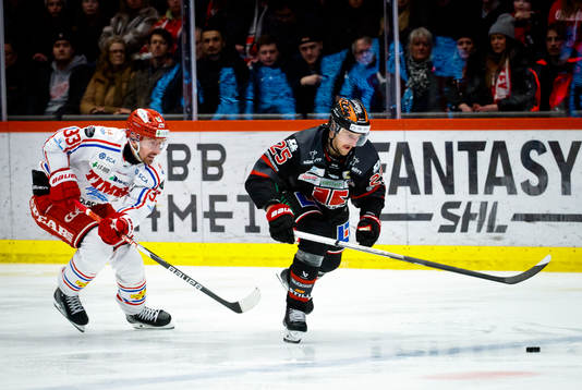 Timrås Albin Lundin och Örebros Philip Holm