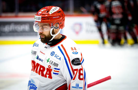 Timrås Robin Hanzl deppar vid 2-0 målet