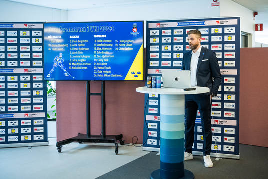 Bläddra bland fler bilder av Ice Hockey, 2023 IIHF Women's World Championship, Sweden, Press conference 