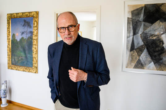 Fd generalsekreterare i Uefa Lars-Christer Olsson i sitt hem