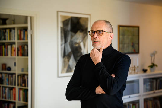 Fd generalsekreterare i Uefa Lars-Christer Olsson i sitt hem