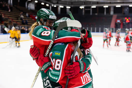 Frölundas Karin Svedberg, Tilde Utbult  och Holly Boney