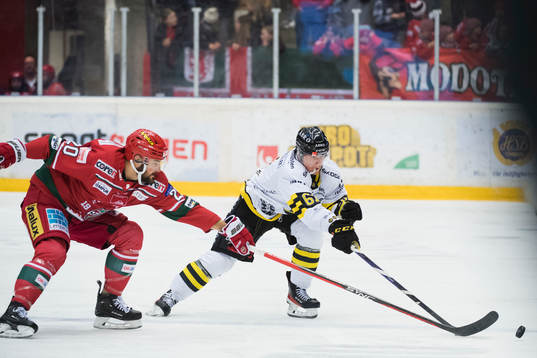 Modos Marcus Vela och AIKs Adam Rockwood