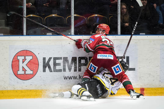 Modos Niklas Folin och AIKs Rasmus Rudslätt