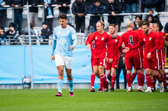 Malmö FFs Stefano Vecchia deppar