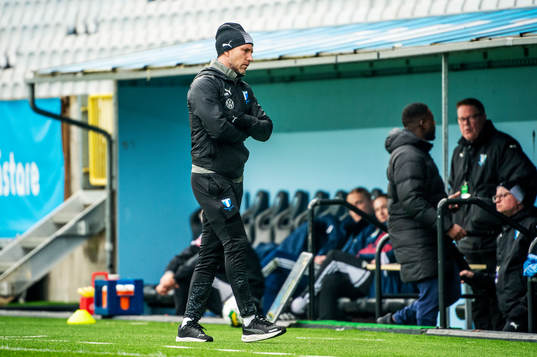 Malmö FFs tränare Henrik Rydström deppar