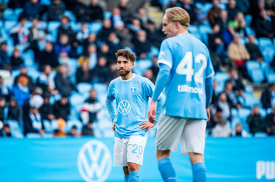 Malmö FFs Moustafa Zeidan och Malmö FFs Daniel Gudjohnsen