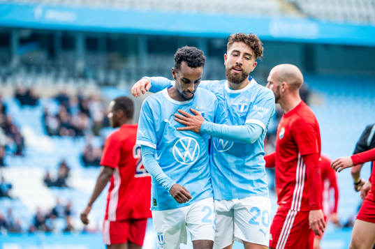 Malmö FFs Taha Ali jublar
