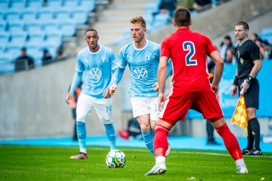 Malmö FFs Anders Christiansen mot Östers Vladimir Rodic