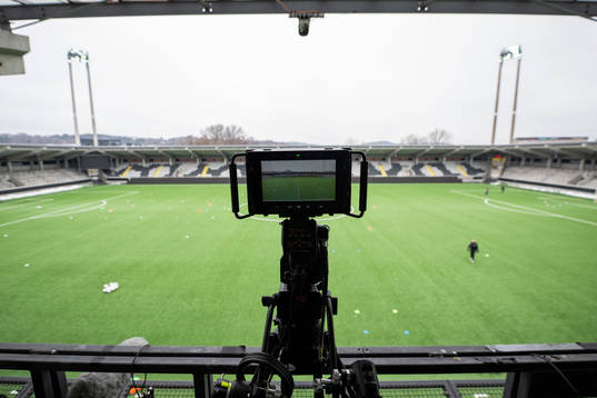 En TV kamera på Bravida Arena