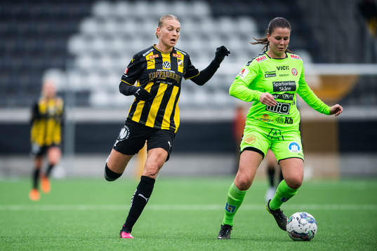 Häckens Stine Larsson och Kristianstads Josefin Harrysson