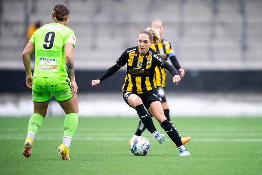 Kristianstads Tabitha Tindell och Häckens Elin Rubensson