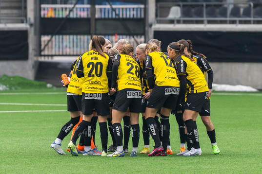 Häckens spelare samlas
