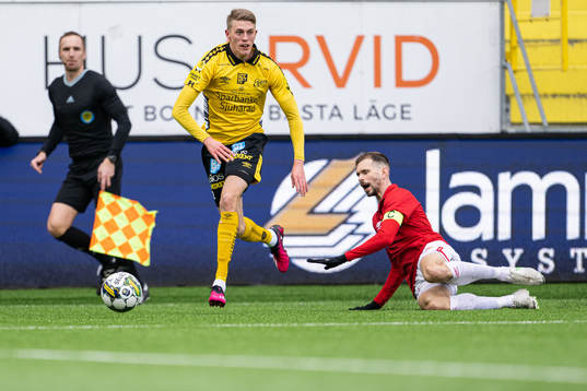 Elfsborgs Alexander Bernhardsson och Degerfors Sebastian