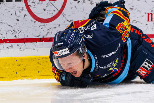 Djurgårdens Daniel Glad har ont
