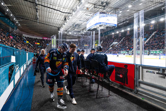 Djurgårdens Daniel Glad har ont
