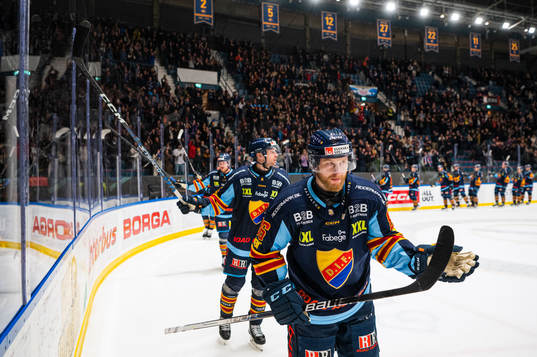 Djurgårdens Linus Klasen jublar