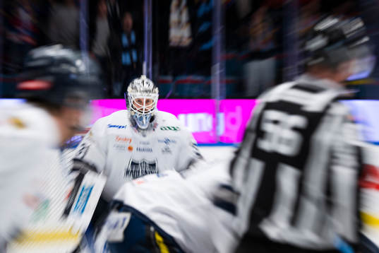 Karlskogas målvakt Marcus Hellgren
