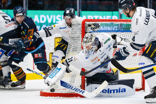Karlskogas målvakt Marcus Hellgren