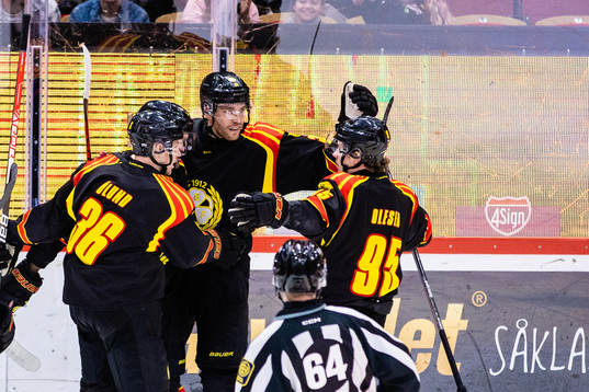 Brynäs Oscar Eklind jublar