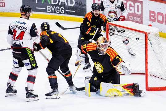 Malmö Redhakws Nuutti Viitasalo gör 1-1 bakom Brynäs