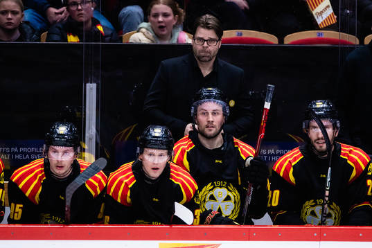 Brynäs tränare Ove Molin deppar med Nick Olesen, Linus
