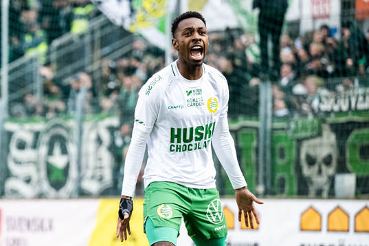 Hammarbys Shaquille Pinas reagerar