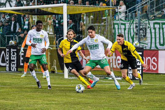Hammarbys Jusef Erabi, Mjällbys Tom Pettersson och