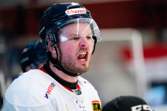 Mariestads Jesper Lindén reagerar