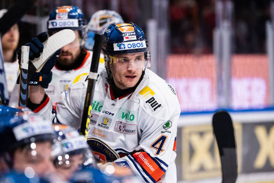 Växjös Keegan Lowe deppar