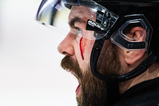 Luleås Jack Connolly reagerar