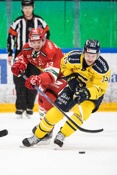 Moras Fabian Ilestedt och Södertäljes Albin Carlson
