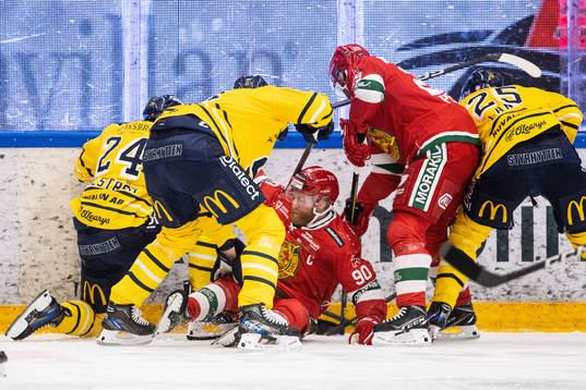 Södertäljes Jacob Dahlström och Viktor Lang mot Moras