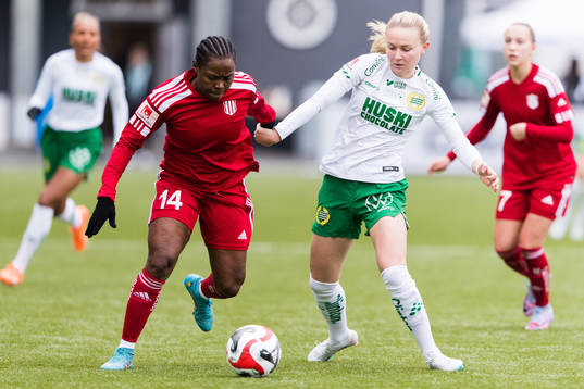 Piteås Faith Ikidi Michael och Hammarbys Matilda Vinberg