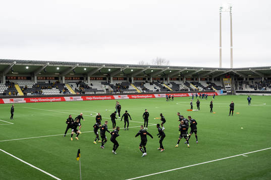Häcken värmer upp
