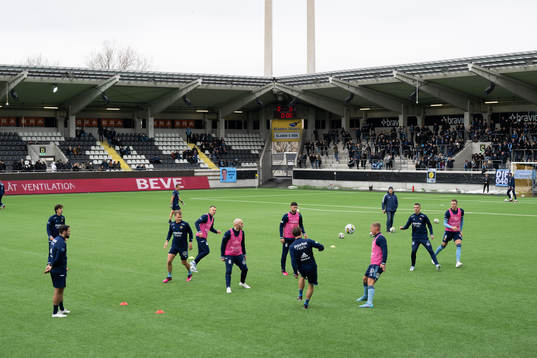 Djurgården värmer upp