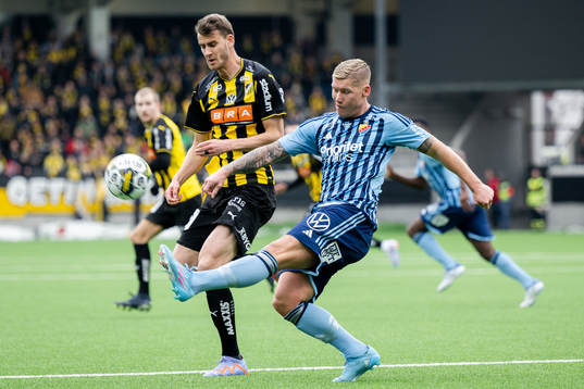 Häckens Johan Hammar och Djurgårdens Marcus Danielson