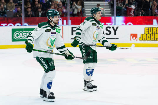 Färjestads Linus Johansson och Joakim Nygård deppar