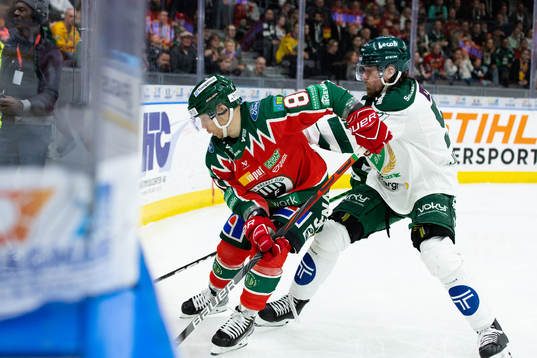 Frölundas Ryan Lasch och Färjestads Linus Johansson