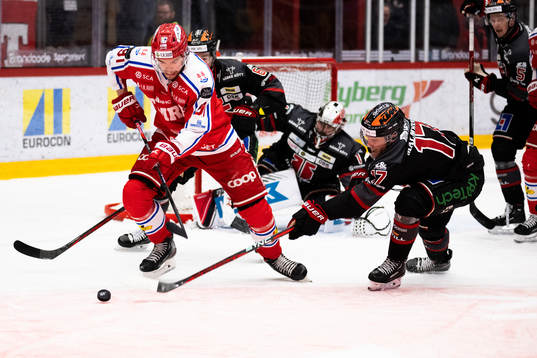 Timrås Magnus Pääjärvi och Örebros William Wikman